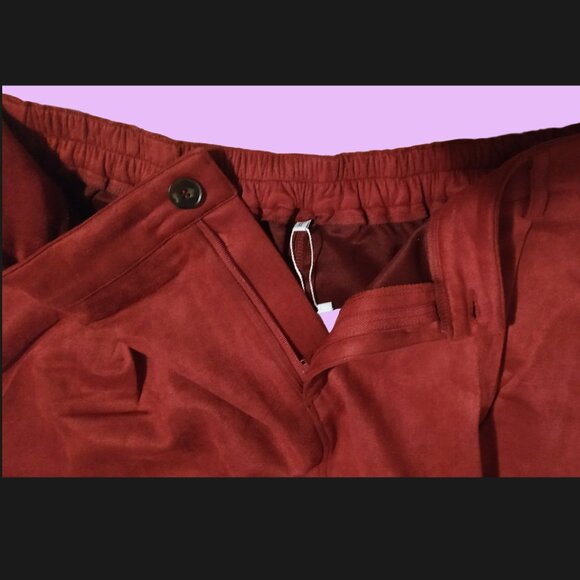 Faux Suede High Waisted Pleated A-Line Midi Skirt with Pockets - Picture 6 of 6